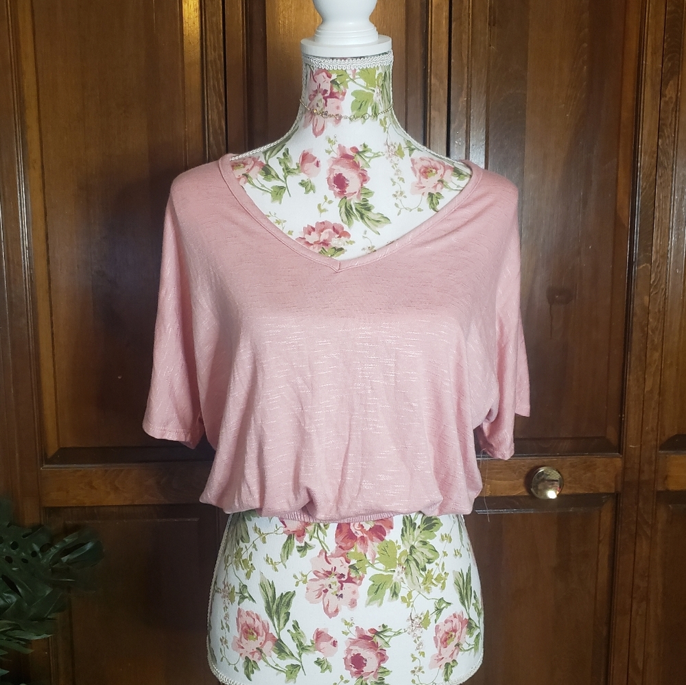 American city wear pink crop top small